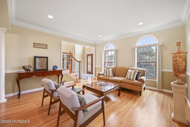 10 Castlehill Drive, Marlboro, NJ 07746