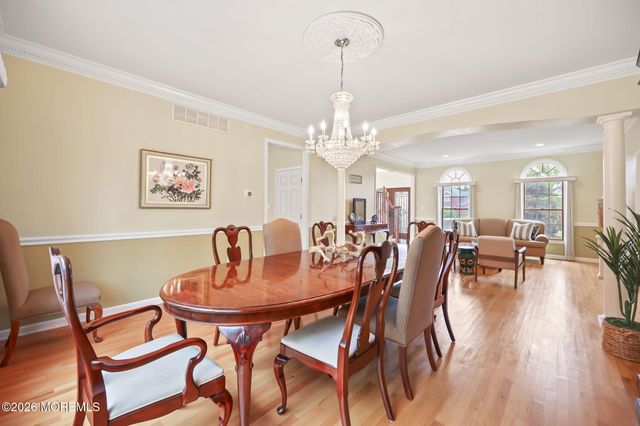10 Castlehill Drive, Marlboro, NJ 07746