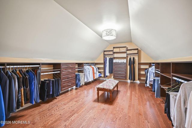10 Castlehill Drive, Marlboro, NJ 07746