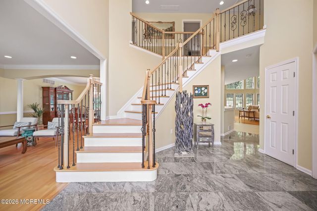10 Castlehill Drive, Marlboro, NJ 07746