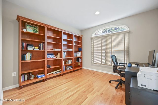 10 Castlehill Drive, Marlboro, NJ 07746