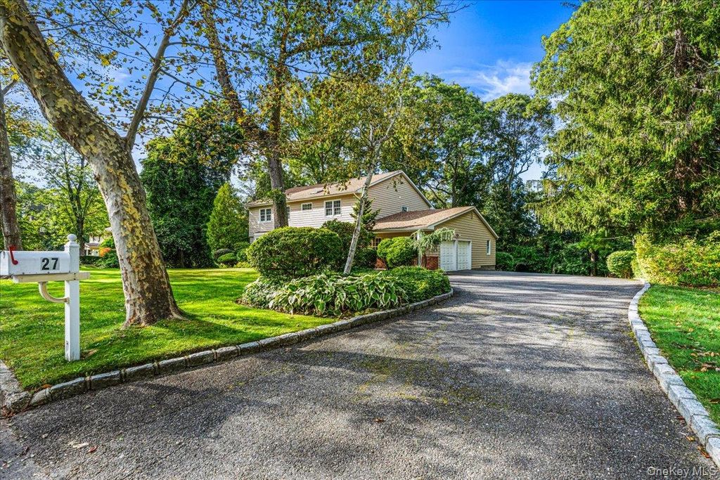 27 Winter Lane, Dix Hills, NY 11746 — photo 3