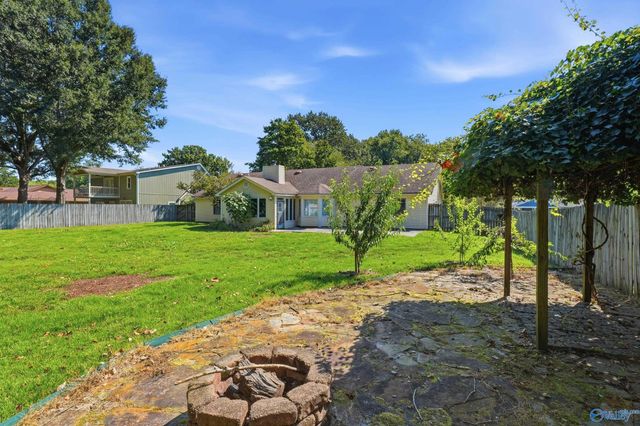 14875 Clovercrest Drive, Huntsville, AL 35803