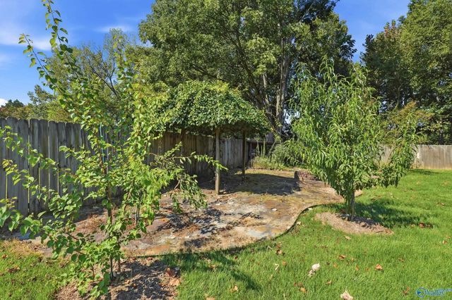 14875 Clovercrest Drive, Huntsville, AL 35803