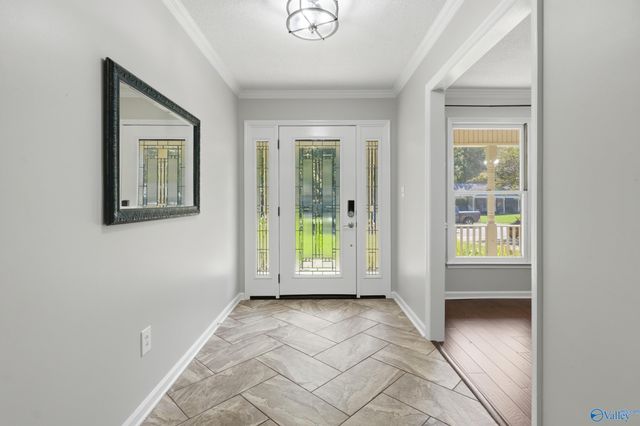 14875 Clovercrest Drive, Huntsville, AL 35803