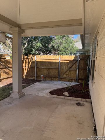 7727 WEXFORD HOLLOW, San Antonio, TX 78240