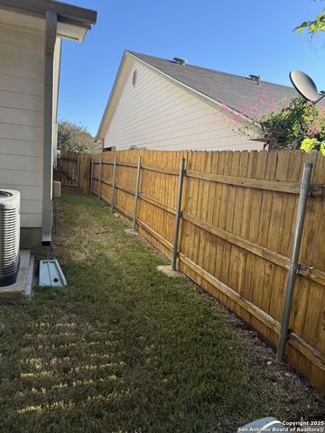 7727 WEXFORD HOLLOW, San Antonio, TX 78240