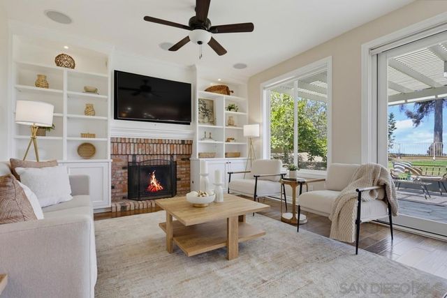 12272 Rue Cheaumont, San Diego, CA 92131