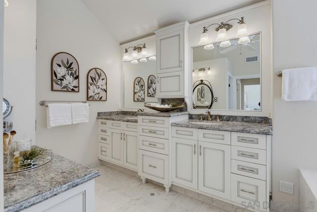 12272 Rue Cheaumont, San Diego, CA 92131