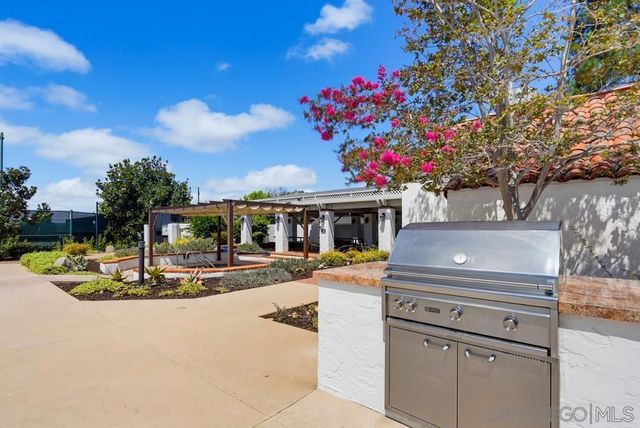 12272 Rue Cheaumont, San Diego, CA 92131