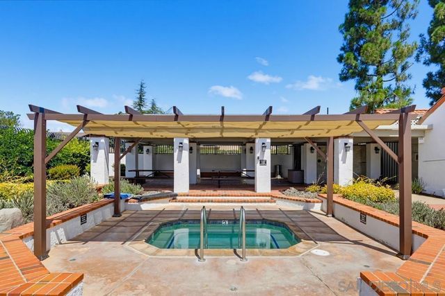 12272 Rue Cheaumont, San Diego, CA 92131