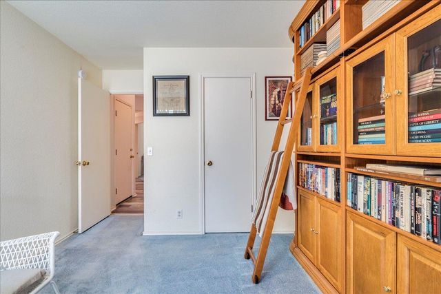 20907 S Gelding LN, Pflugerville, TX 78660