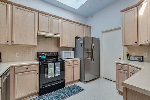 20907 S Gelding LN, Pflugerville, TX 78660