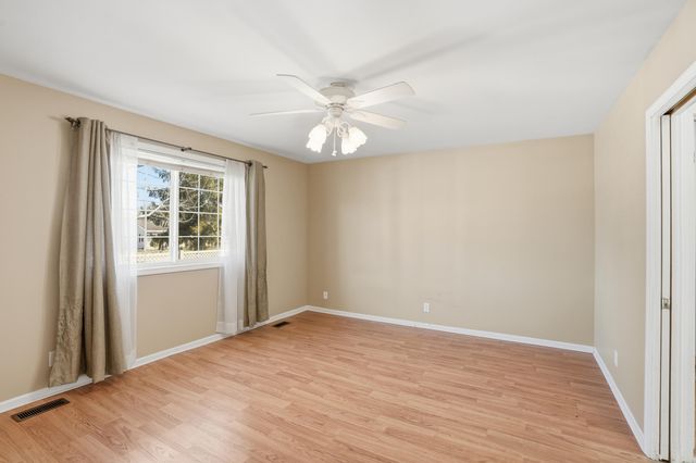 310 Pine Ridge Circle, Lowell, IN 46356