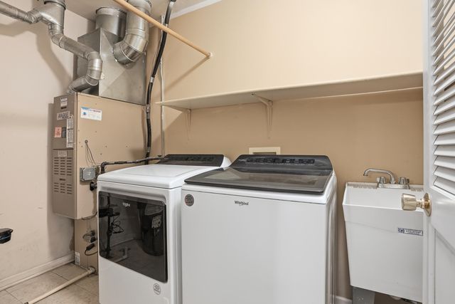 310 Pine Ridge Circle, Lowell, IN 46356