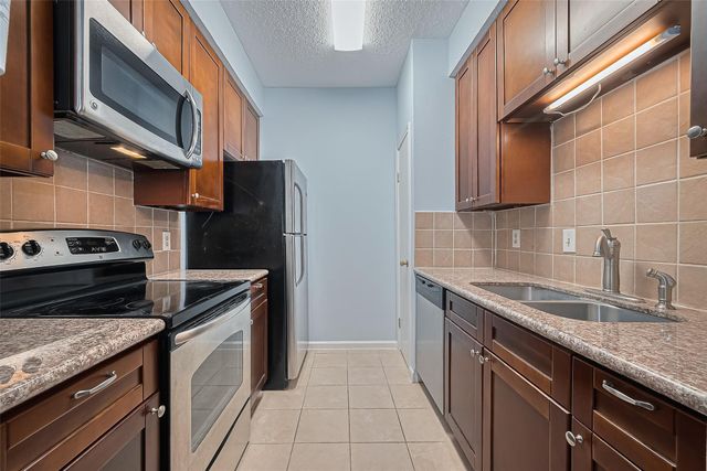 7900 N Stadium Drive 123, Houston, TX 77030