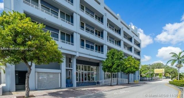 3250 Grand Ave 302, Miami, FL 33133