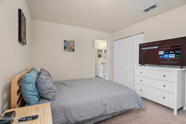 237 ARALIA Lane, Jacksonville, FL 32216