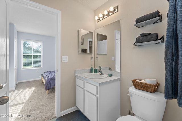 237 ARALIA Lane, Jacksonville, FL 32216