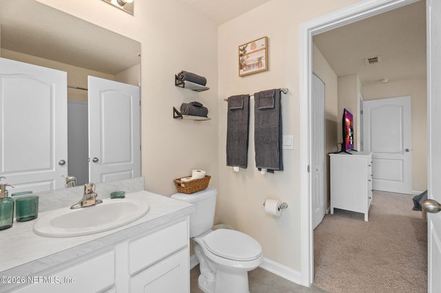 237 ARALIA Lane, Jacksonville, FL 32216