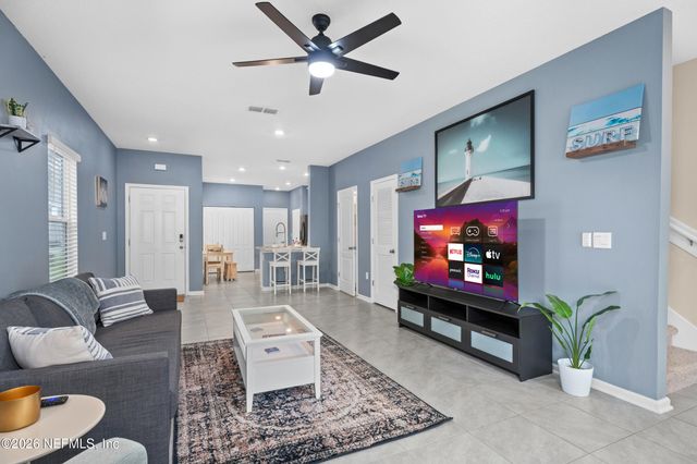 237 ARALIA Lane, Jacksonville, FL 32216