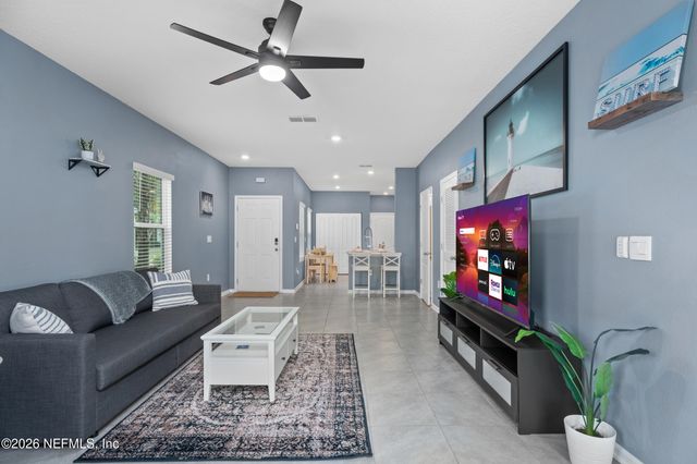 237 ARALIA Lane, Jacksonville, FL 32216