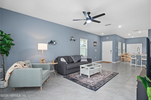 237 ARALIA Lane, Jacksonville, FL 32216