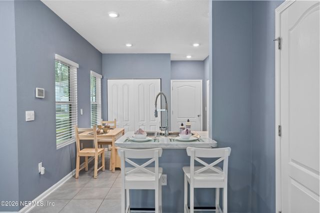 237 ARALIA Lane, Jacksonville, FL 32216