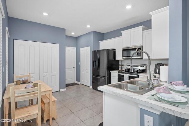 237 ARALIA Lane, Jacksonville, FL 32216