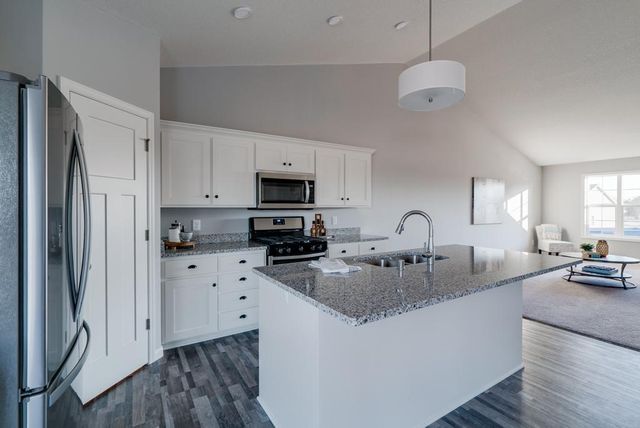 347 Roberts Avenue NW, Delano, MN 55328