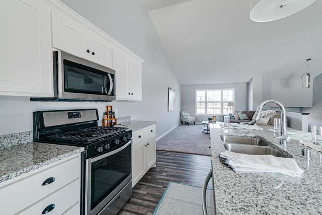 347 Roberts Avenue NW, Delano, MN 55328