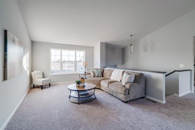 347 Roberts Avenue NW, Delano, MN 55328