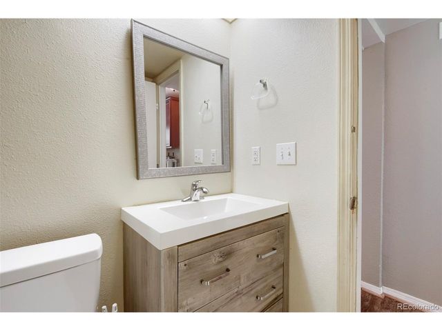 6380 S Boston St 117, Greenwood Village, CO 80111