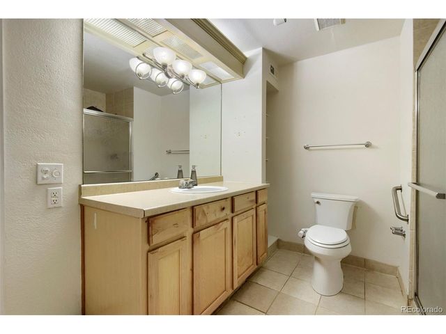 6380 S Boston St 117, Greenwood Village, CO 80111