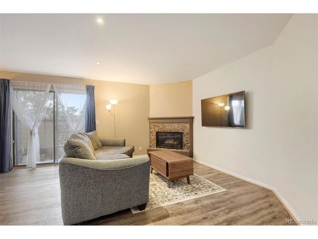 6380 S Boston St 117, Greenwood Village, CO 80111
