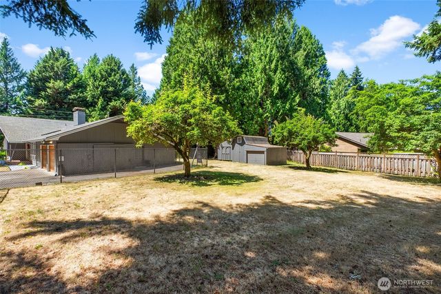 6206 Shady Lane SE, Lacey, WA 98503