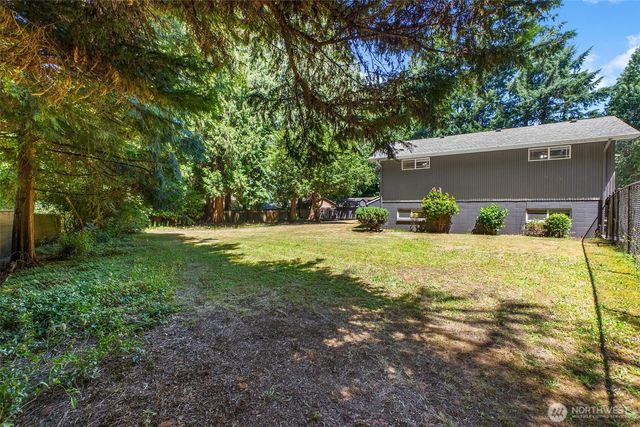 6206 Shady Lane SE, Lacey, WA 98503