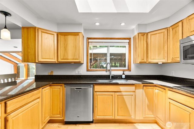 6206 Shady Lane SE, Lacey, WA 98503