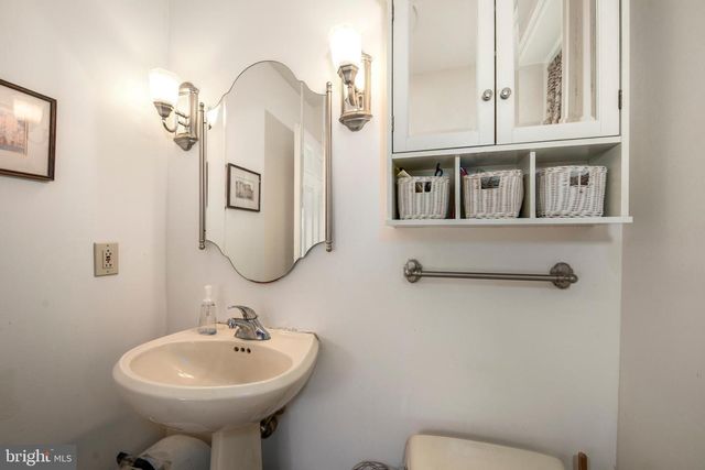 103 WHITE HORSE PIKE, Haddon Heights, NJ 08035