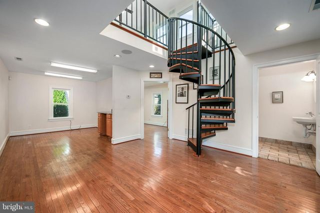 103 WHITE HORSE PIKE, Haddon Heights, NJ 08035