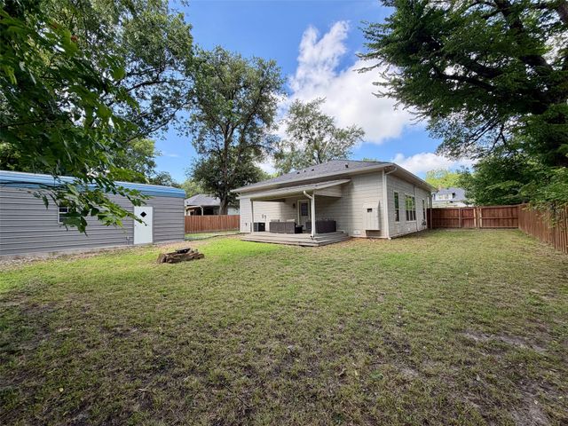 608 N Catherine Street, Terrell, TX 75160