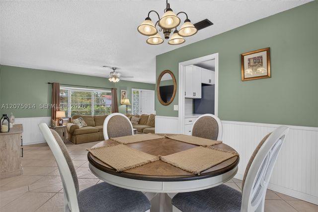 10320 NW 42nd Dr, Coral Springs, FL 33065