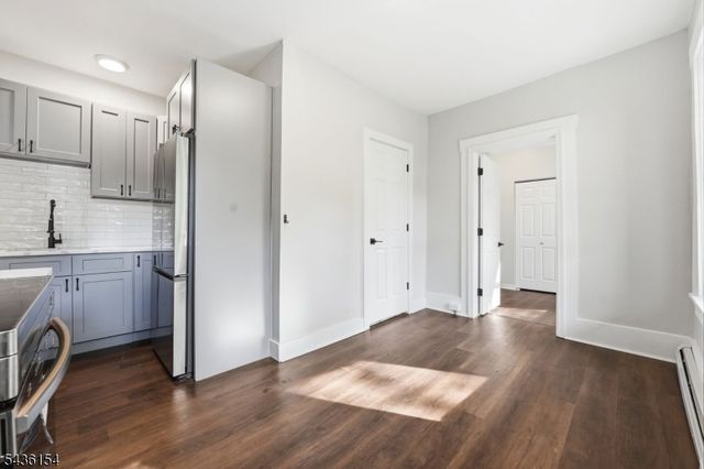 60 Brainard St, Phillipsburg Town, NJ 08865
