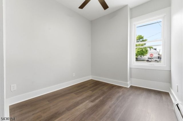 60 Brainard St, Phillipsburg Town, NJ 08865