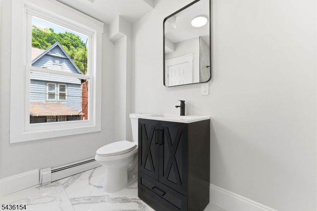 60 Brainard St, Phillipsburg Town, NJ 08865