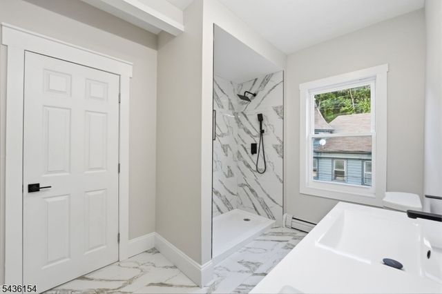 60 Brainard St, Phillipsburg Town, NJ 08865