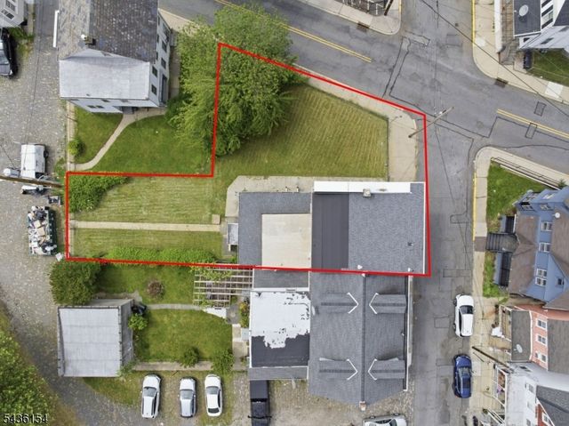 60 Brainard St, Phillipsburg Town, NJ 08865