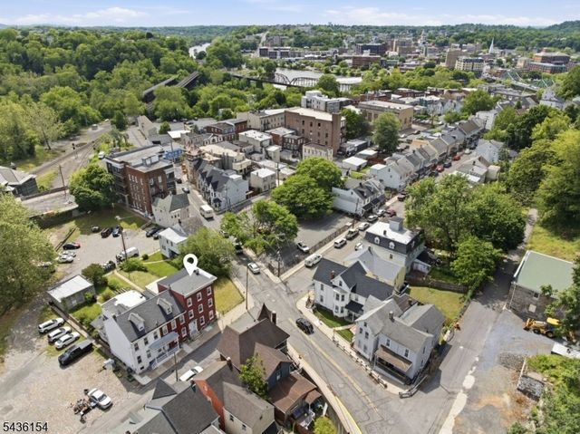 60 Brainard St, Phillipsburg Town, NJ 08865