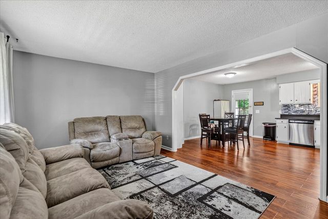 1431 N Winer Drive, Soddy Daisy, TN 37379