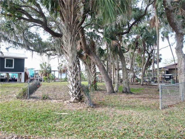 5630 S Garcia Road, Homosassa, FL 34448